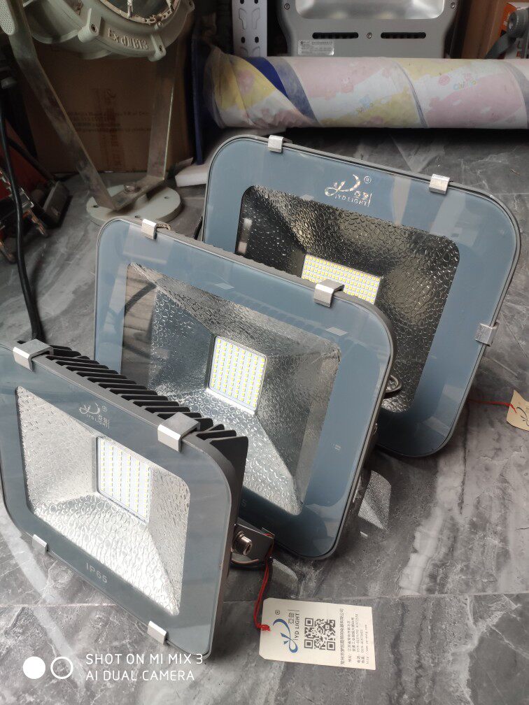 Yaden Photoelectric High - end 30W50w100w120wled ultra - bright industrial lamp factory workshop lighting