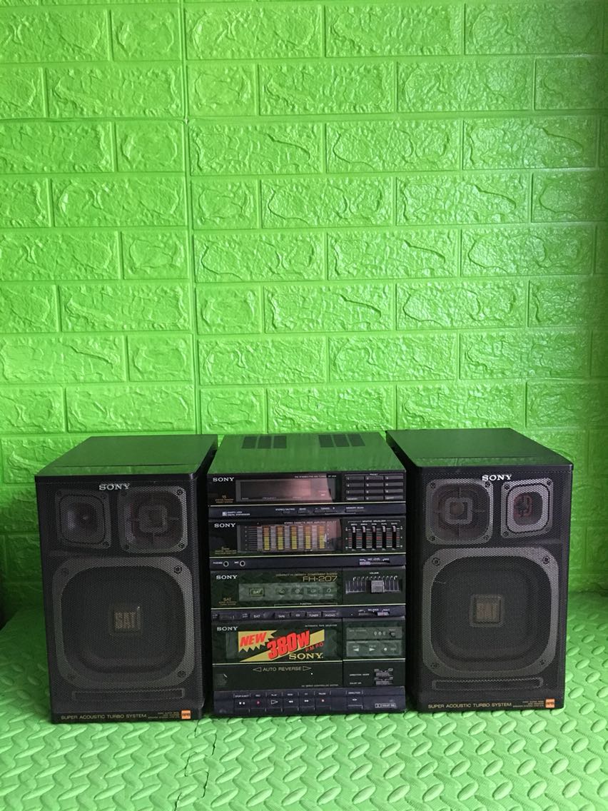 Japan's original Sony FH-207 camper, old fashioned Sony 207 recorder