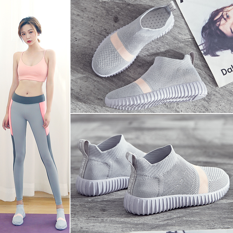 Summer socks shoes gym gym sneakers women 2021 new 100 hitch casual summer breathable mesh face yoga shoes softbottom