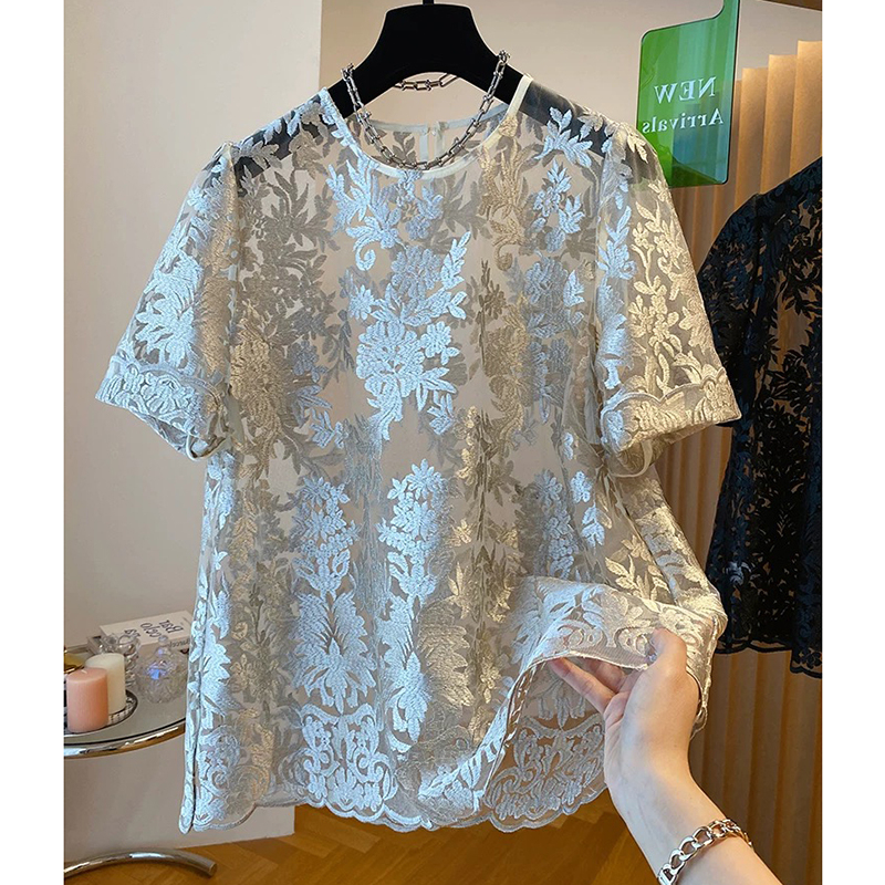 European Style 120kg Plus Size Heavy Lace Hollow-Out Pattern Sheer Short-Sleeve Blouse Top for Women Summer T-Shirt for Plus-Size Women
