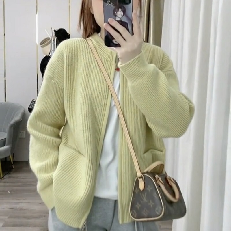 Knitted Cardigan for Women 2023 Spring and Autumn New Korean Style Round Neck Slimming Solid Color Double Zipper Short Jacket for Petite Figures Knitted Cardigan for Women 2023 Spring and Autumn New Korean Style Round Neck Slimming Solid Color Double Zipper Short Jacket for Petite Figures
