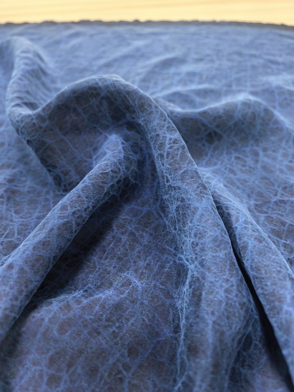 Pure Silk Mulberry Silk Blue Satin Crackle Pattern Xiangyun Gauze Fabric 28 Momme, Width 1.1m