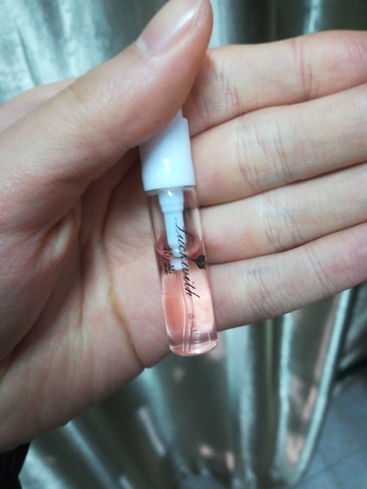 拉蕊持久淡香香水有用吗？使用效果显示,第10张