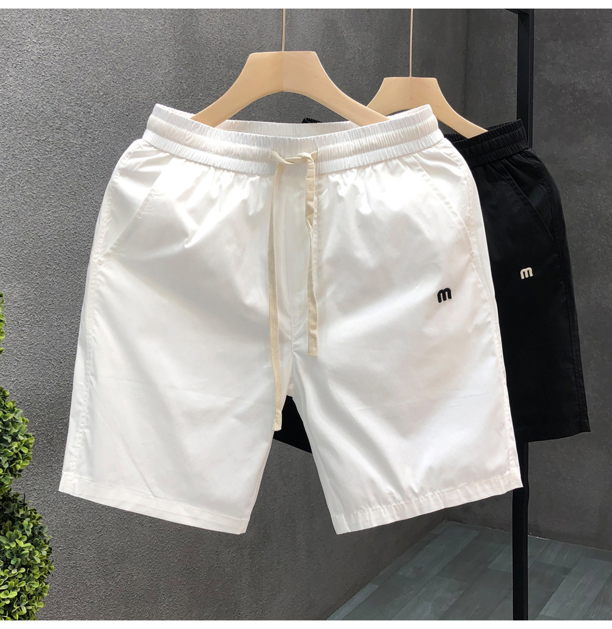 Vêtements d'extérieur blancs brodés simples, pantalons de plage fins pour hommes, amples, grands shorts décontractés pour la maison_voghion.com