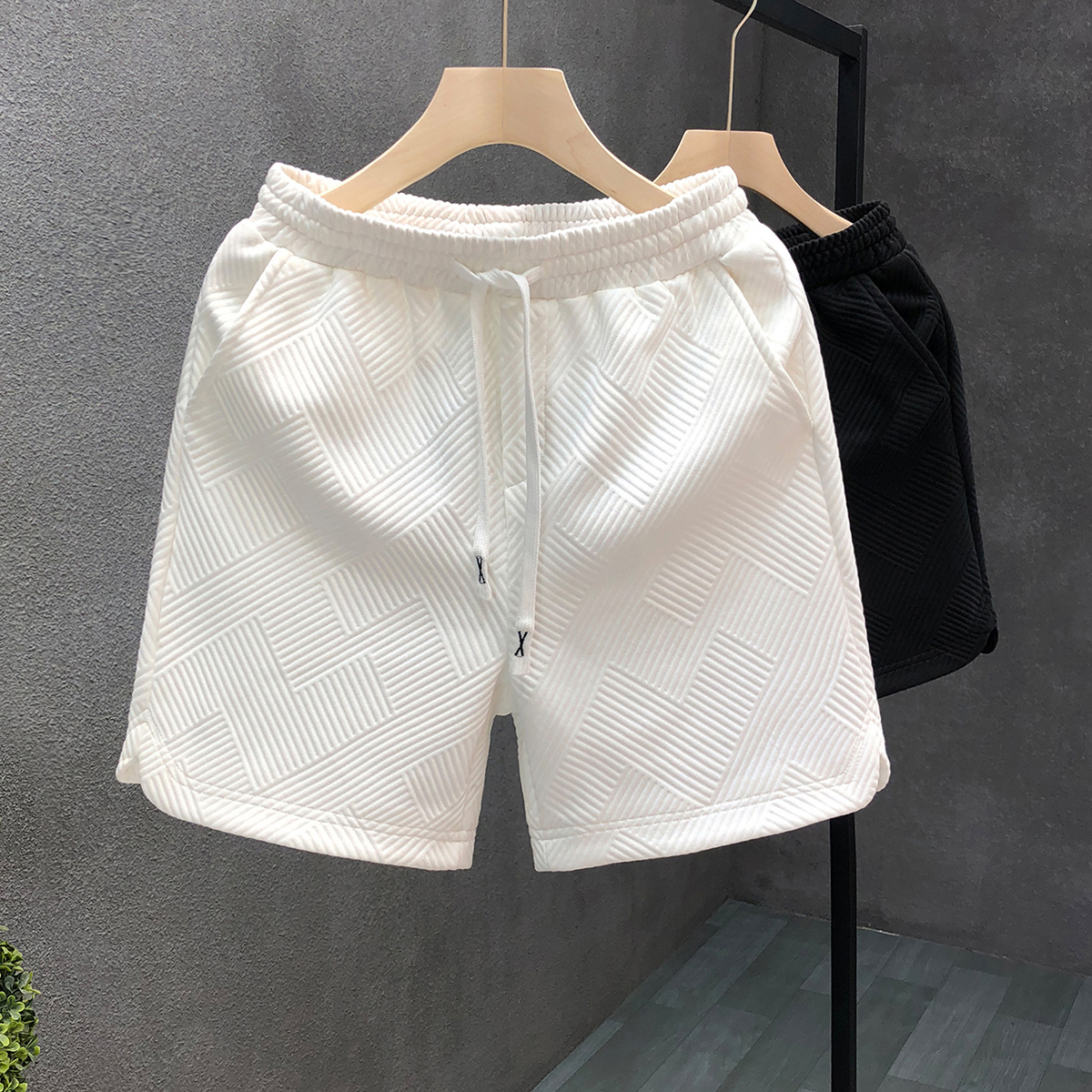 デザインセンスダイヤモンド柄ホワイトショートパンツメンズトレンドブランドハンサムショートパンツメンズ夏ホームウェアハーフパンツ