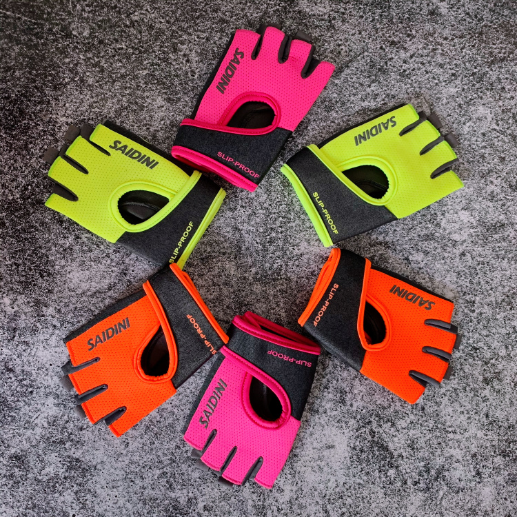 Fitness Lovers' Men And Women Sports Gloves Instruments Anti Slip Sports Bike Outdoor Climbing of Iron Fluorescent letters