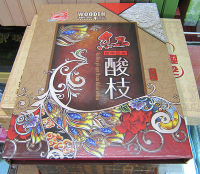 Vietnamese acid branch wooden chopsticks red acid branch chopsticks boxed, no paint and no wax, high-grade natural logs, healthy and fine selection