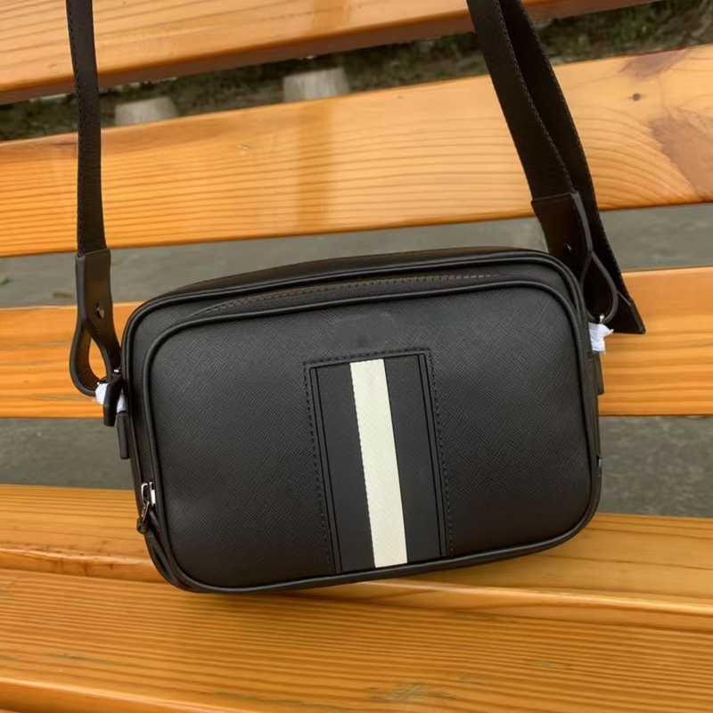 2026 New Men's Classic Striped Business Crossbody Bag Casual Fashion Leather Shoulder Bag Backpack Makeba