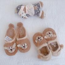 Having a small western table is to have a happy cute plush little lion paper cotton slippers cartoon home winter girl