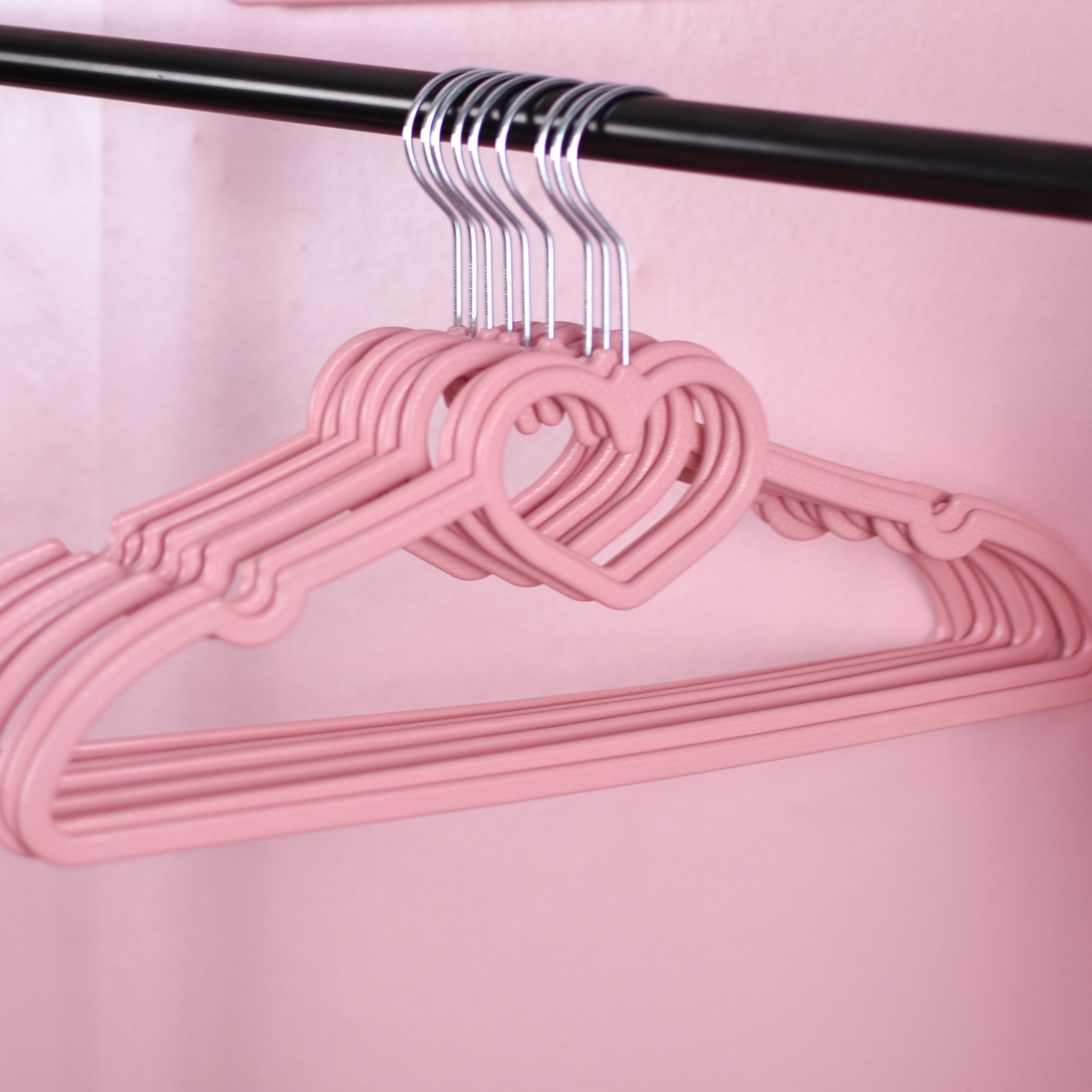 Simple clothing clothes hanger home hanging clothes anti-slip anti-containing multifunctional advanced cute sunburn Divine Instrumental Dorm