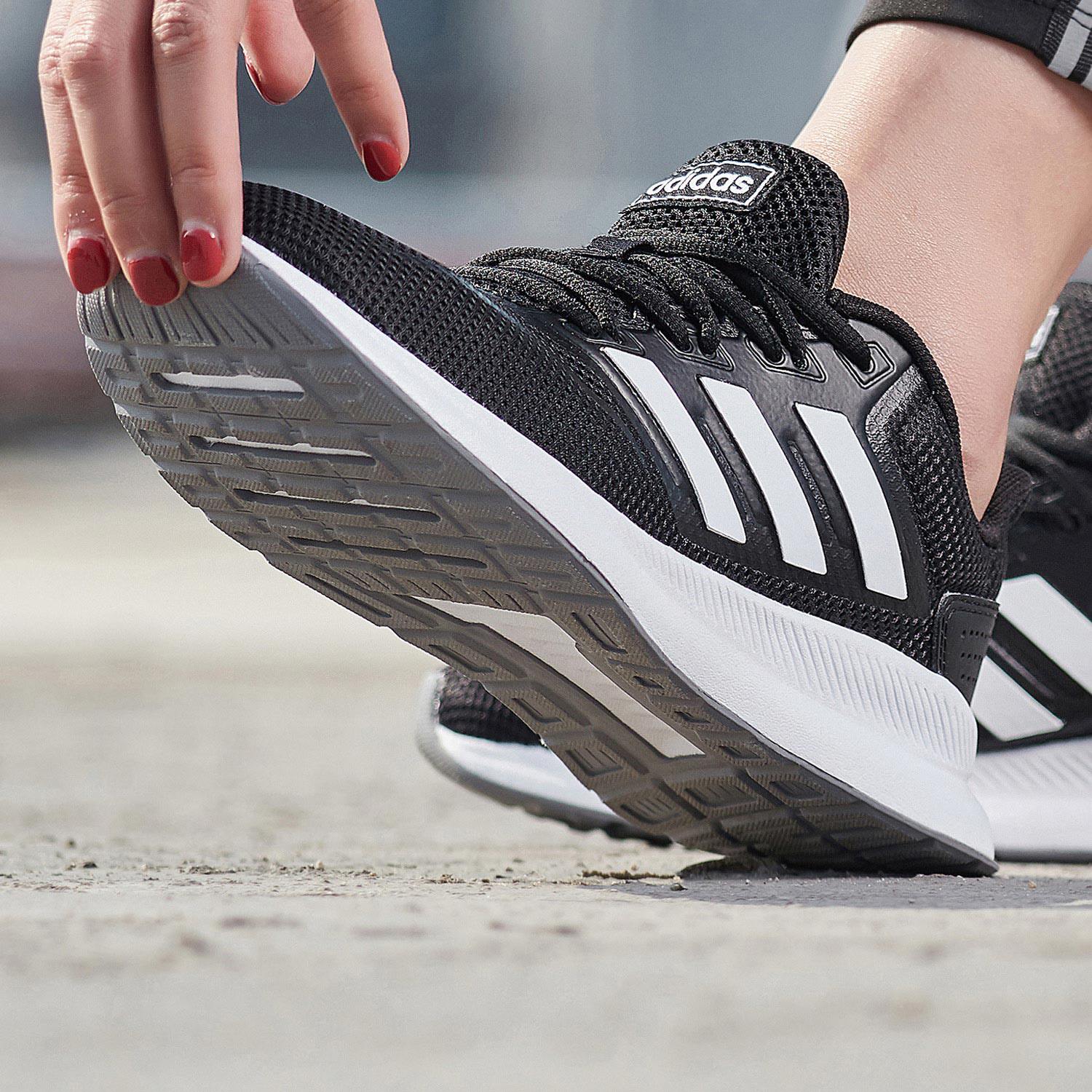 Купить Кроссовки Adidas Женская обувь кроссовки 2019 Новый runfalcon бег  дышащие свободного покроя спортивная обувь f36215 в интернет-магазине с  Таобао (Taobao) из Китая, низкие цены | Nazya.com
