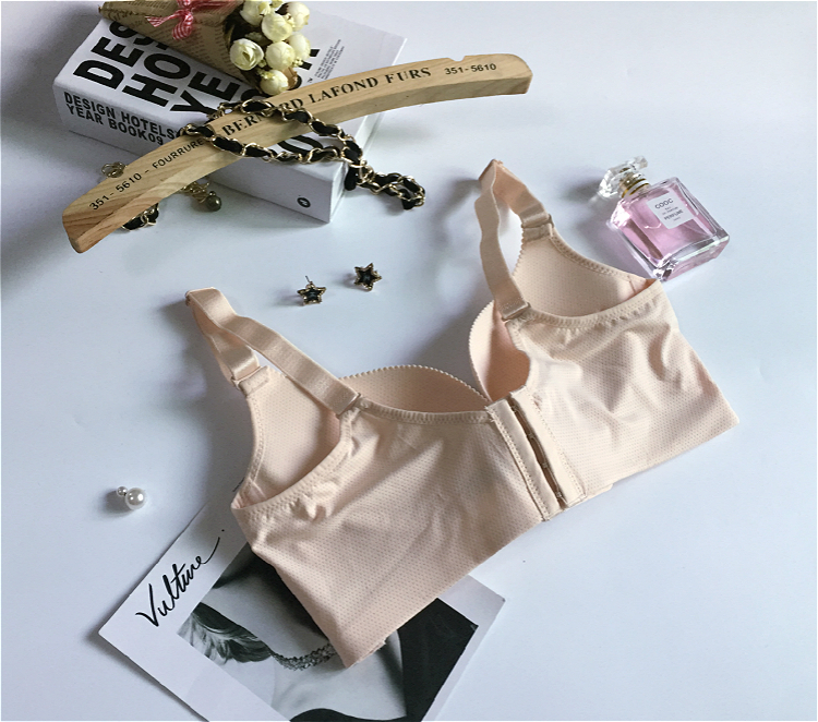 Mùa hè thoáng khí phần mỏng thu thập đồ lót rỗng không có dấu vết ít phụ nữ áo ngực sexy không có vòng thép thông qua trái tim mát mẻ áo ngực quan lot