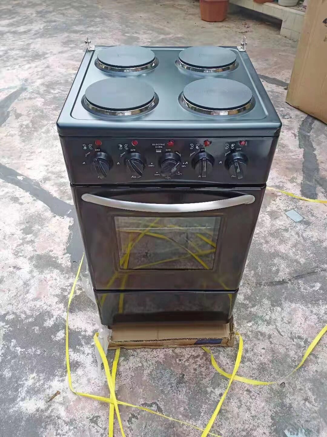 如何选择适合家庭使用的外贸出口四口炉灶连体烤箱？