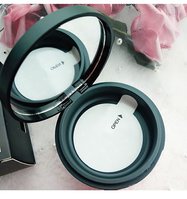 Authentic MYBOON bột phấn trang điểm lỏng dầu kéo dài kiểm soát lỗ chân lông vô hình che khuyết điểm dưỡng ẩm phấn nền dạng bột khô không thấm nước - Quyền lực các loại phấn phủ tốt