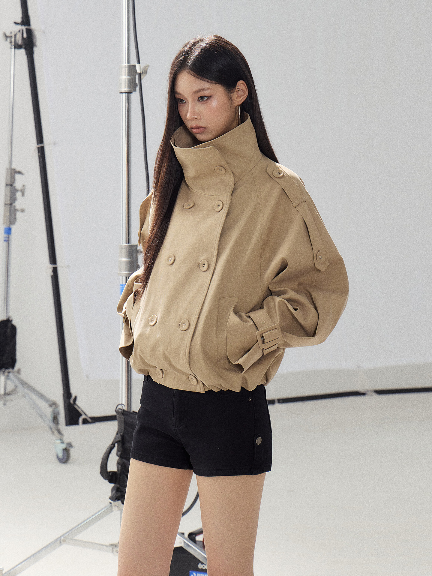 WITHMIN Khaki Double-Breasted Cropped Jacket