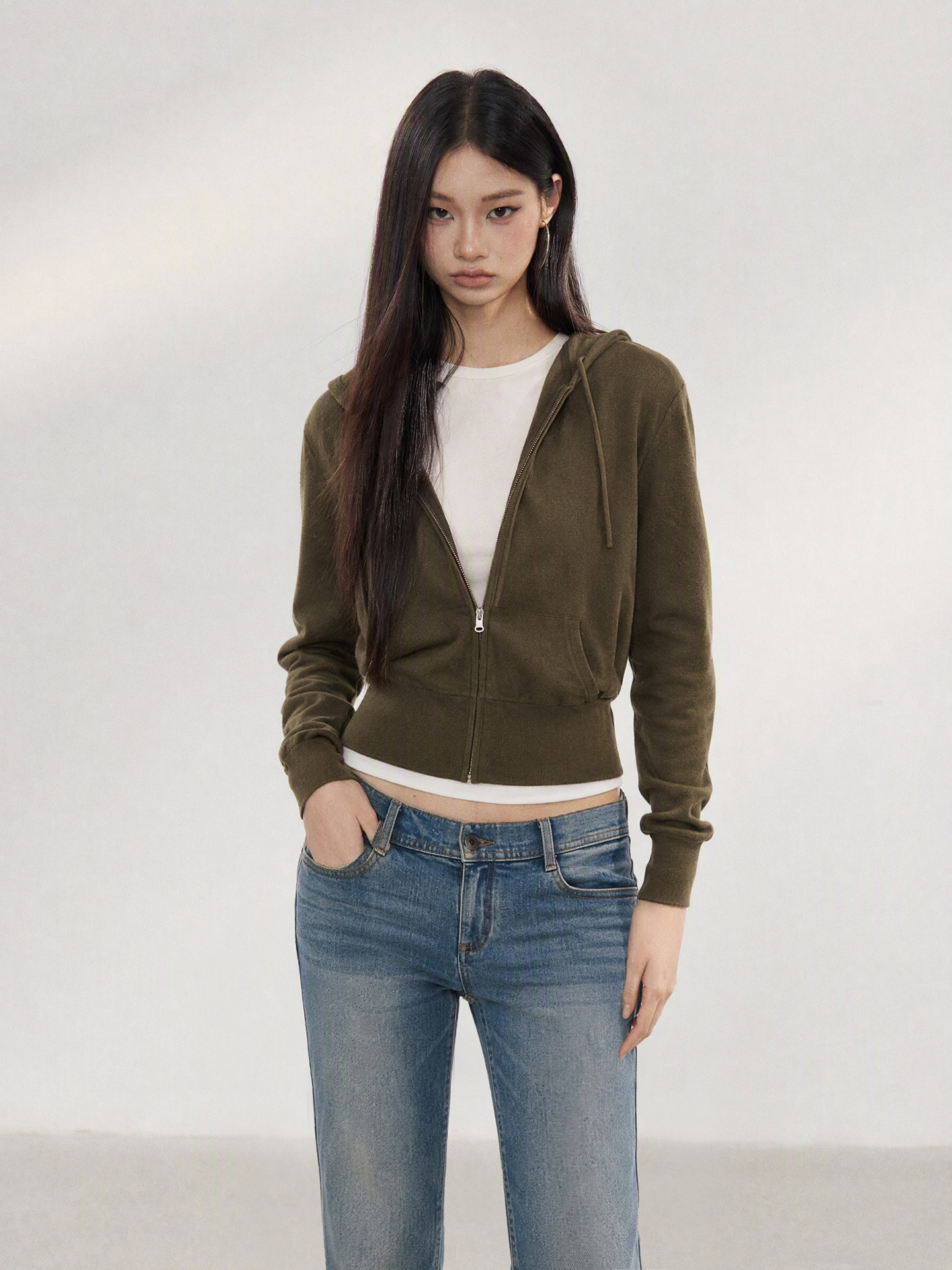 WITHMIN Black Zip-Up Hooded Jacket