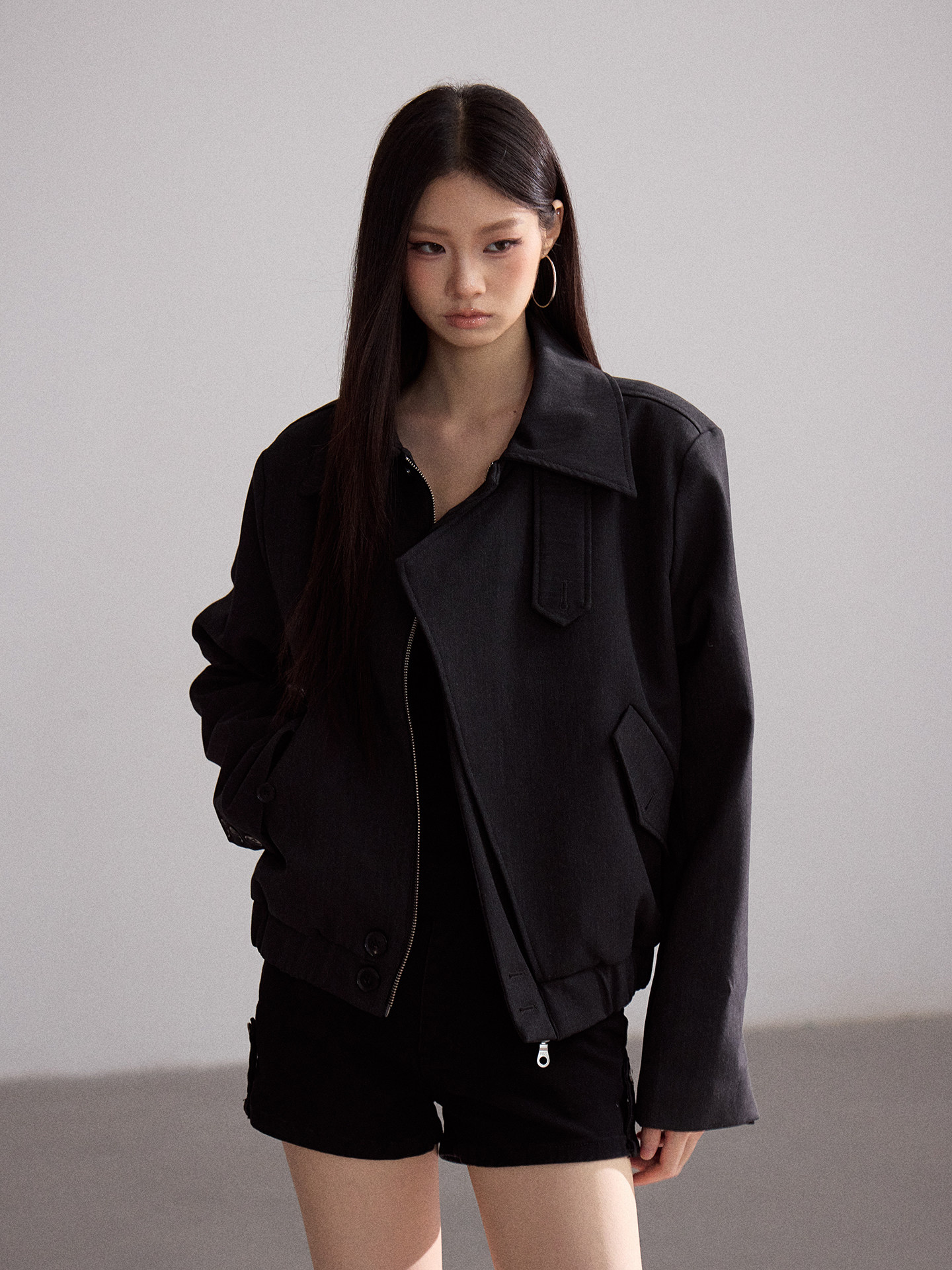 WITHMIN Black Zip-Up Lapel Jacket