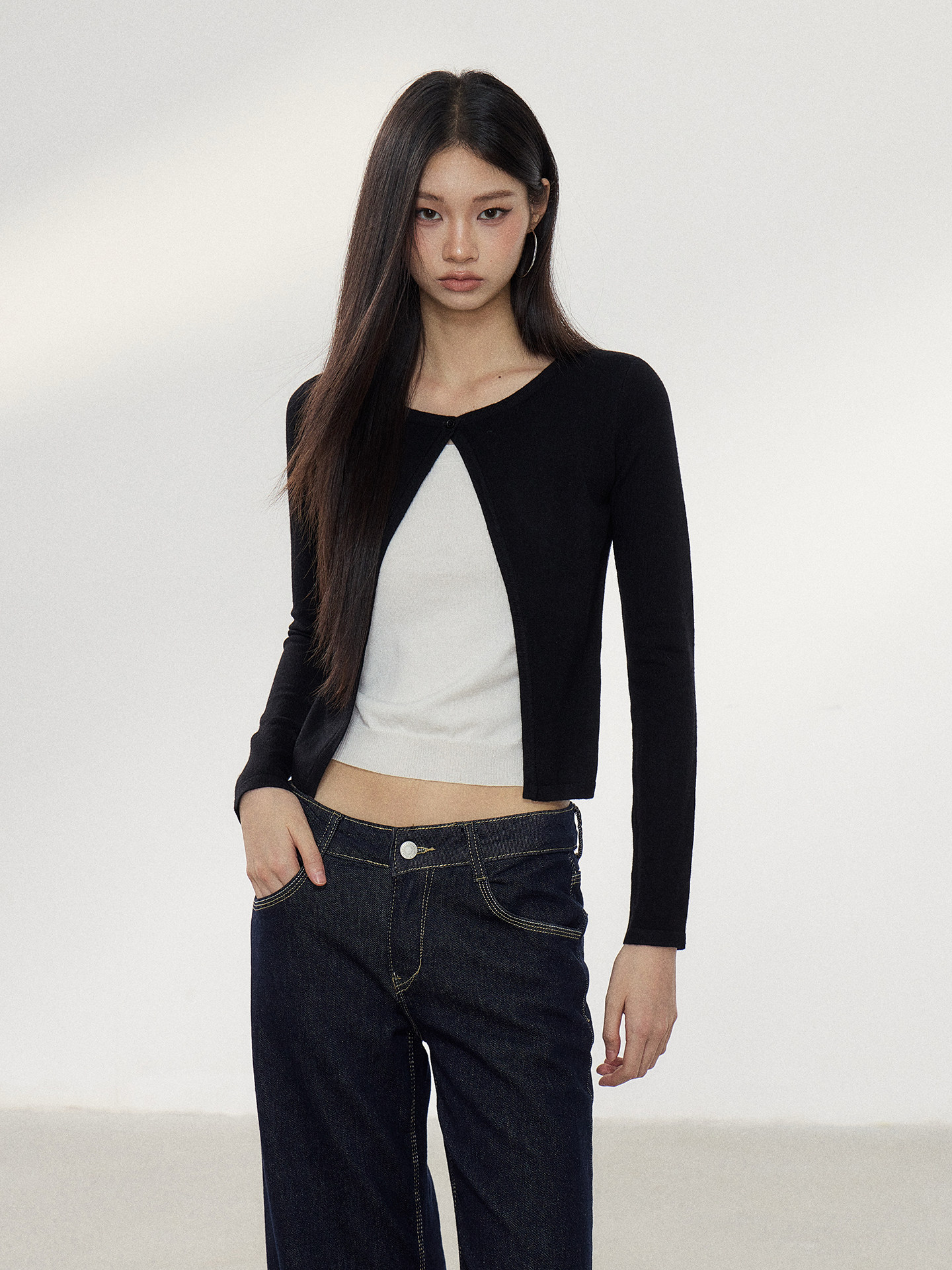 WITHMIN Black and White Layered-Look Slim-Fit Long-Sleeve Tee