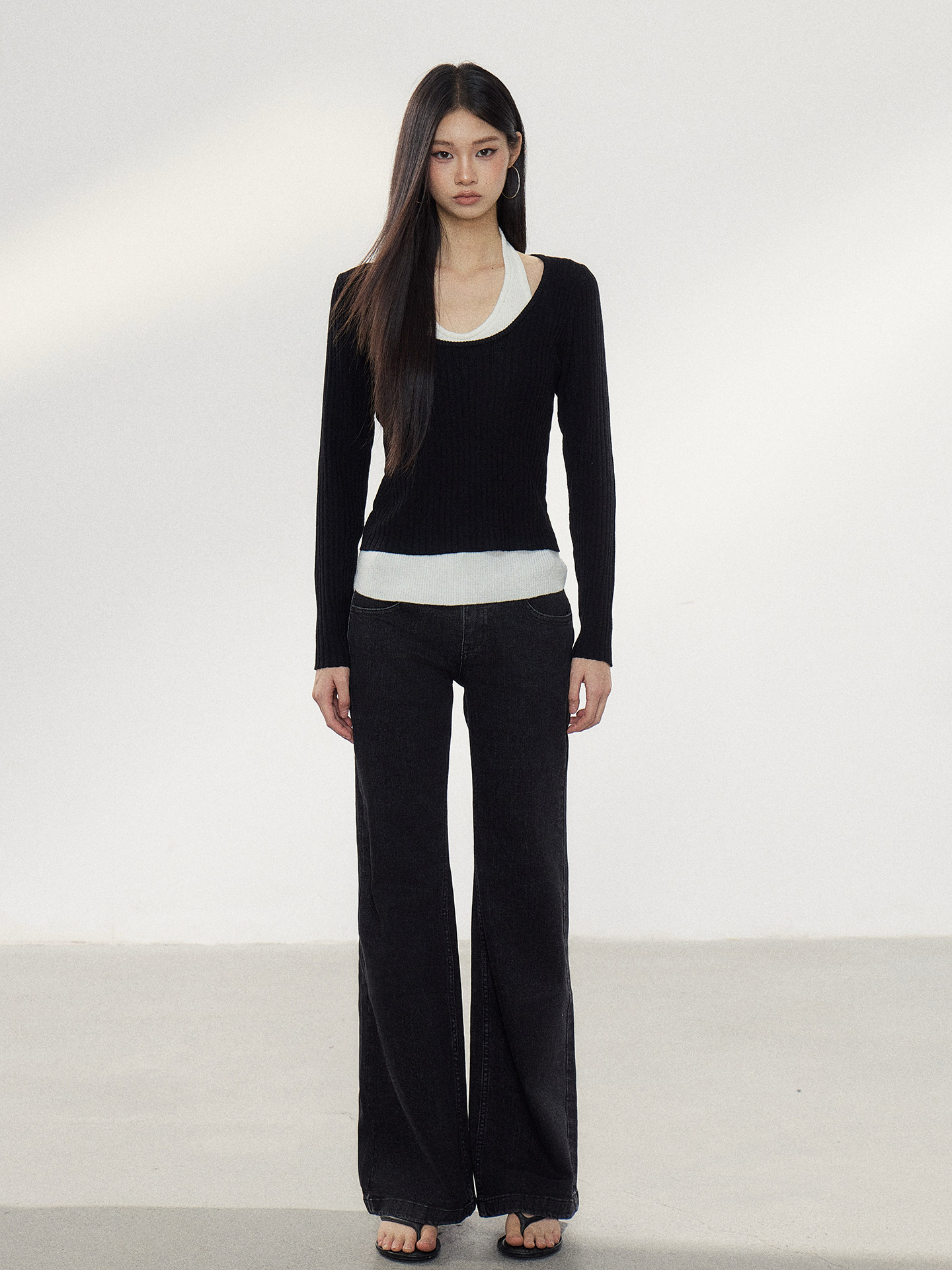 WITHMIN Black Low-Rise Flared Jeans