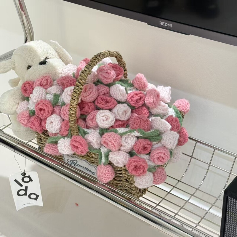 Finished Rose Bouquet Blanket Birthday Gift for Girls, Valentine's Day Gift for Mom, Practical 520 Yarn Knitted Handmade Finished Rose Bouquet Blanket Birthday Gift for Girls, Valentine's Day Gift for Mom, Practical 520 Yarn Knitted Handmade