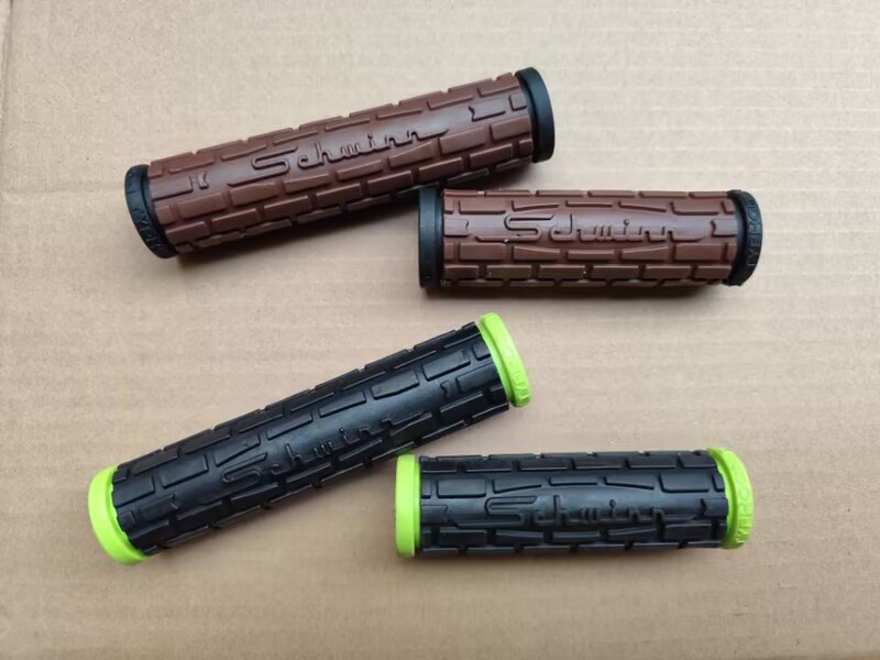 American Poetry Schwinn Bicycle Handlebar Grips Mountain Bike Folding Bike Long and Short Handlebar Grips Right-Hand Twist Grip Handlebar Grips