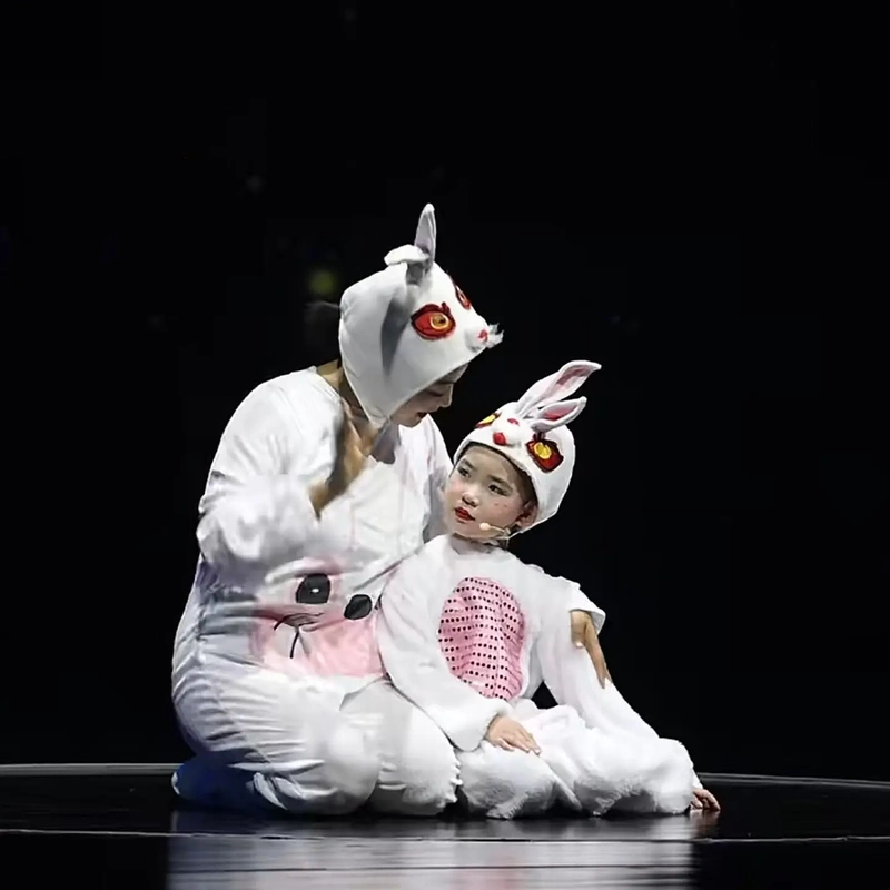 Guess How Much I Love You Performance Props Kidsren's Bunny Costumes Animal Costumes Kindergarten White Rabbit Dance