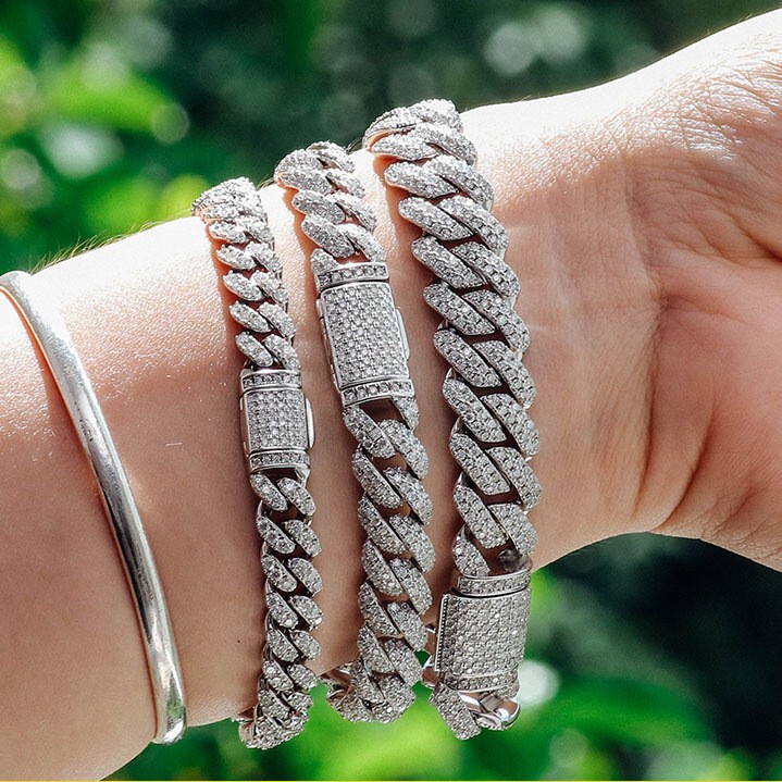 Cuban Bracelet 925 Silver Plated with Moissanite 10Mm14Mm Hip-Hop Cuban Chain Bracelet Unisex Direct from Manufacturer Cuban Bracelet 925 Silver Plated with Moissanite 10Mm14Mm Hip-Hop Cuban Chain Bracelet Unisex Direct from Manufacturer