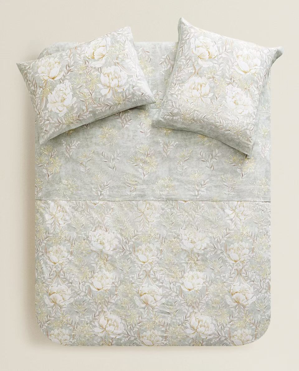 Zara Trang chủ in hoa quilt 40385088512 - Quilt Covers 	chăn phao doraemon	