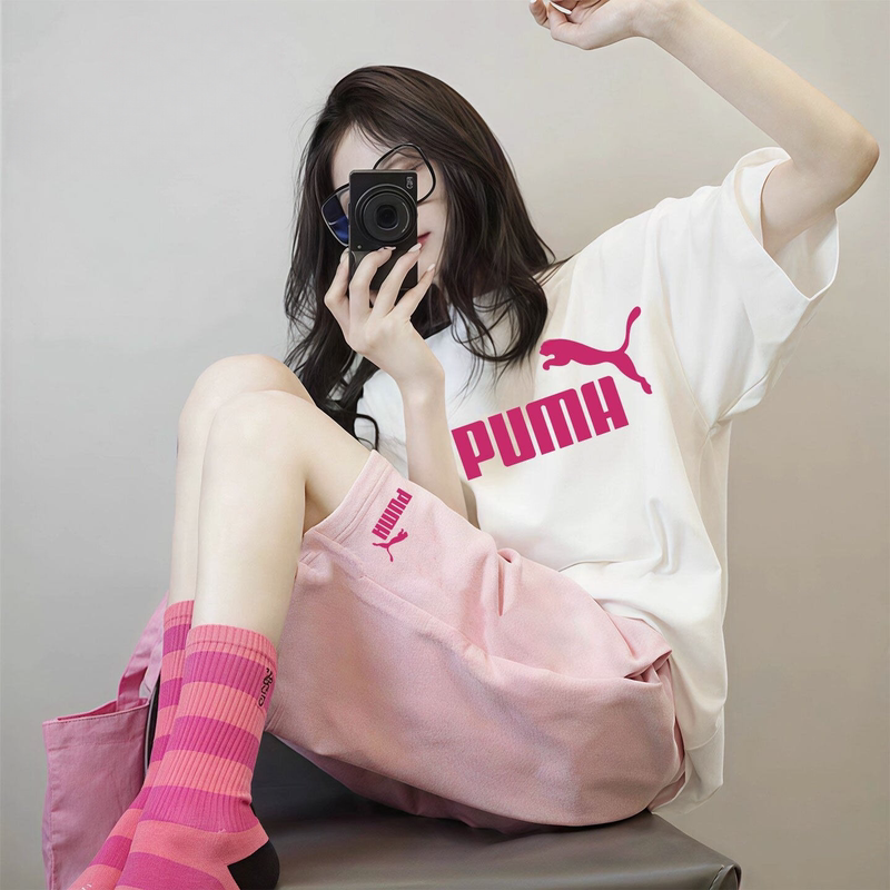 Outlet Discount Short-Sleeved Sports Suit for Women, Summer 2026 New Style, Loose Large Size, Fashionable T-Shirt and Shorts Two-Piece Set Outlet Discount Short-Sleeved Sports Suit for Women, Summer 2026 New Style, Loose Large Size, Fashionable T-Shirt and Shorts Two-Piece Set