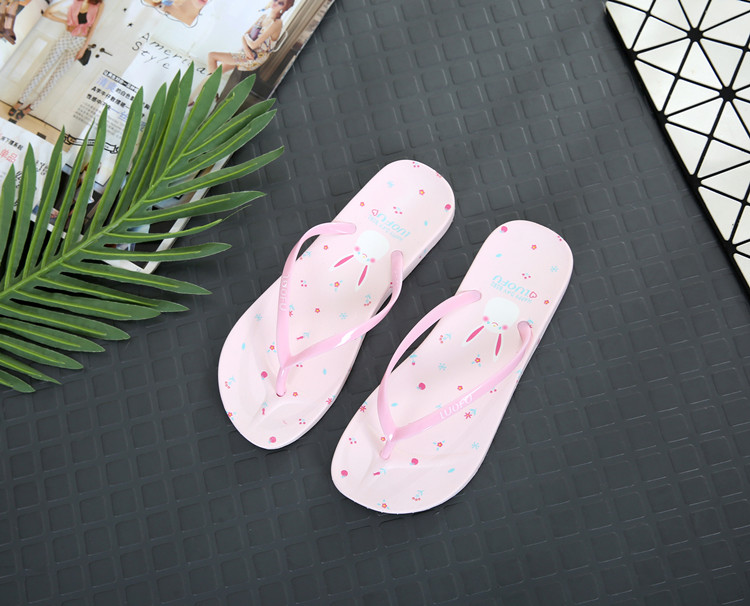 Phim hoạt hình flip-flops nữ mùa hè không trượt phẳng đáy phòng tắm sinh viên dép và dép nữ nhựa flip-flops nữ mùa hè phẳng với