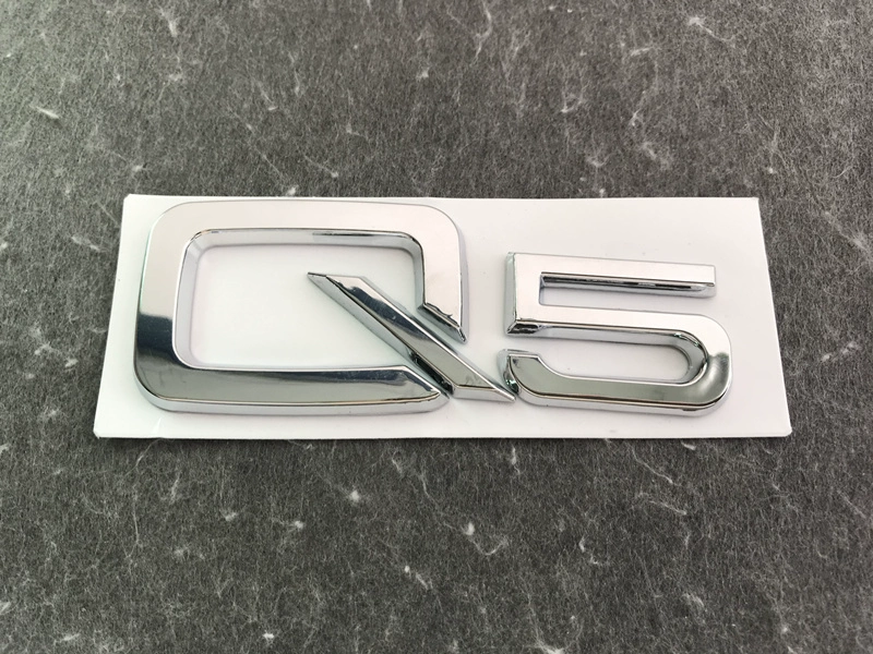 logo xe hoi Audi Q3 Q5 Q7 Q2L q8 đuôi xe nhãn dán nhãn xe kỹ thuật số logo nhãn chuyển vị đã sửa đổi nhãn màu đen dán nóc xe ô tô tem xe oto 4 chỗ 