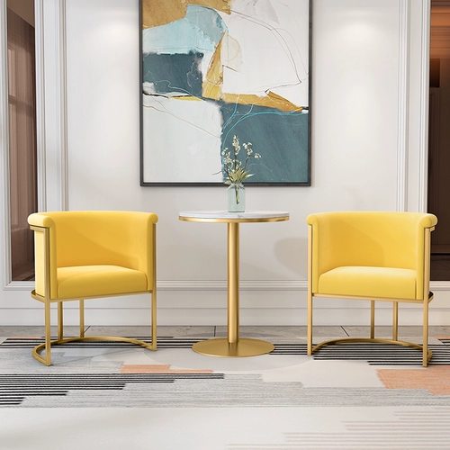 Северный одноразовый дизайн одежды для дисков.