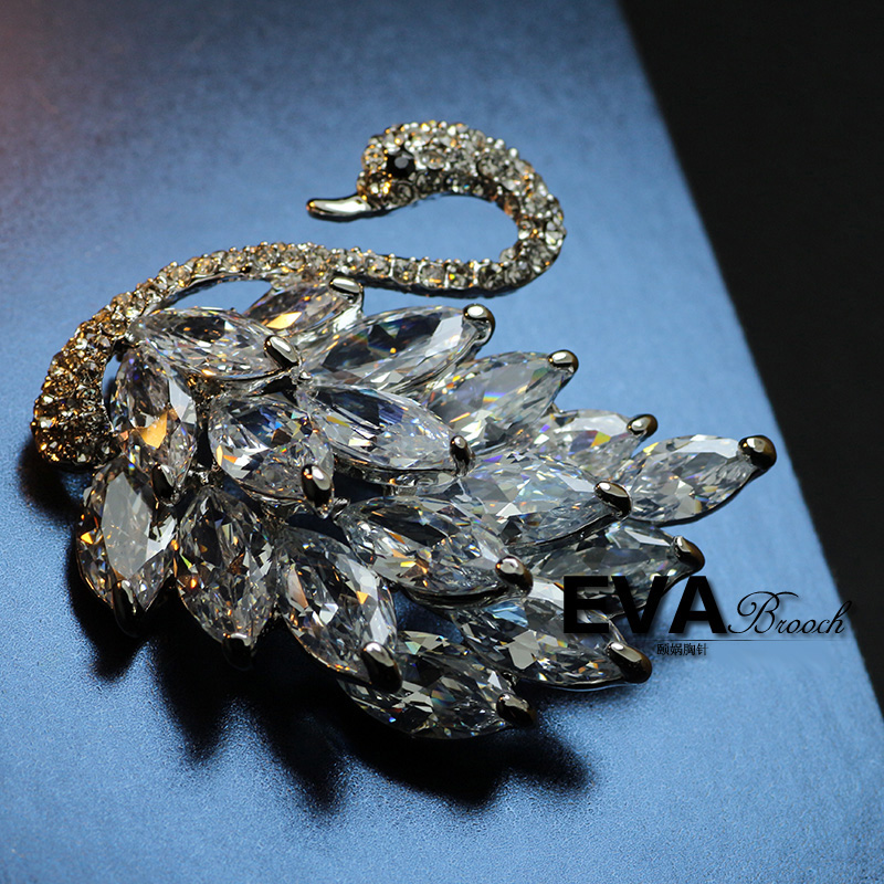 Tang Xiao Trang sức Swan Trâm Phụ nữ Phụ kiện Áo khoác cardigan Sang trọng Không khí Hàn Quốc Crystal Corsage Trâm Pin huy hiệu cài balo