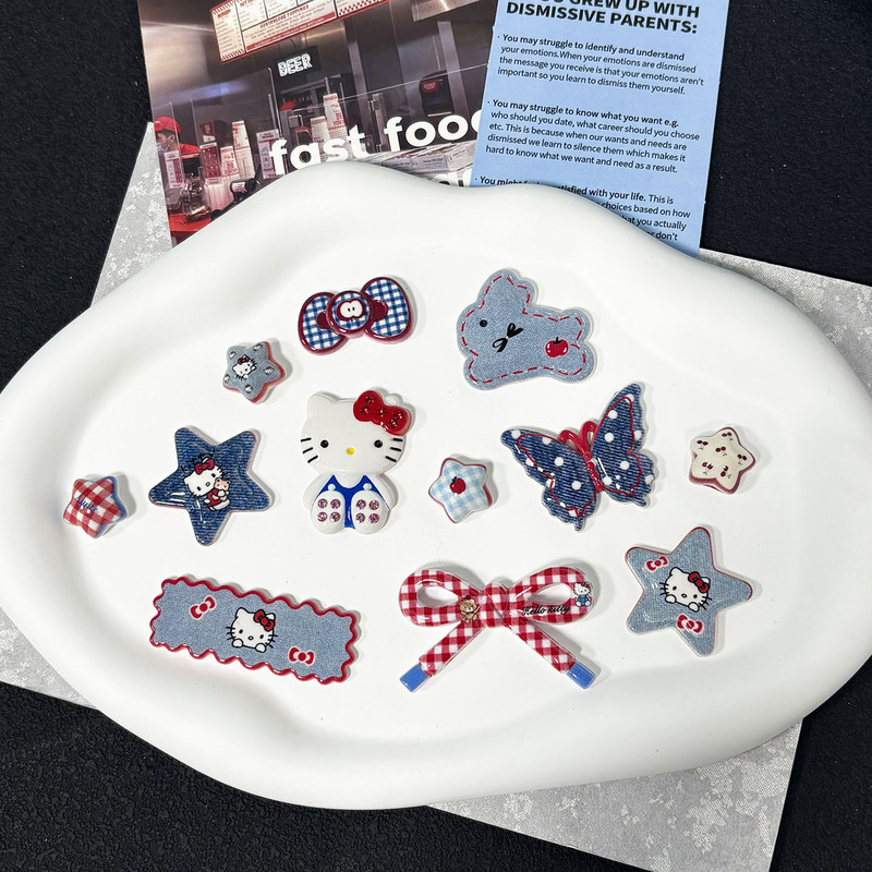 Crocs Accessories Kitty Cat Shoe Charms Red and Blue Retro Decorative Buckle Crocs Shoe Buckle Compatible with Crocs/Cross