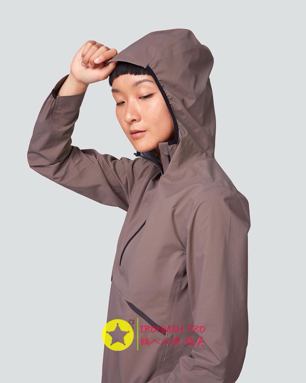 Onon runs Waterproof Anorak all weather comfortable air breathable sports women's air - proof jacket