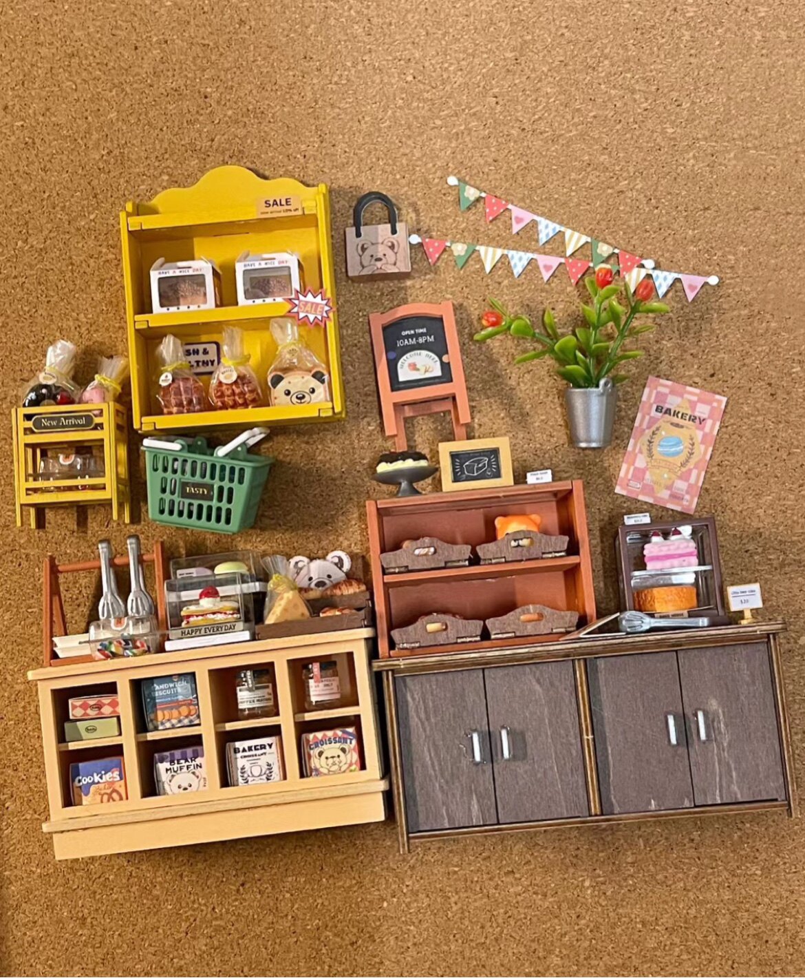 TOYS正版潮玩店
