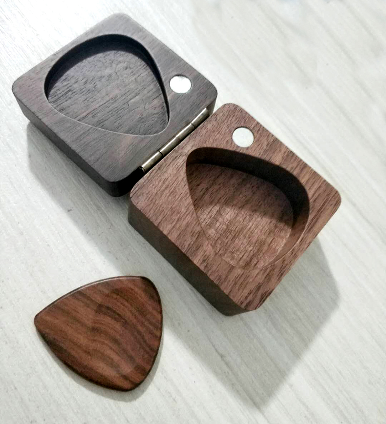 Solid wood guitar bass pick can play custom pick souvenir couple birthday gift lettering gift box