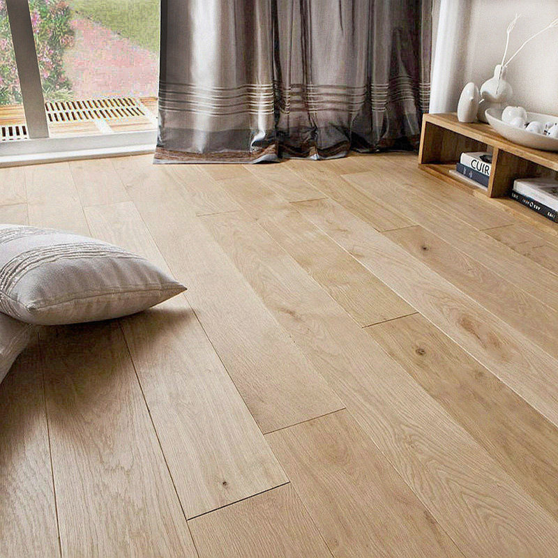 New three - story oak walnut solid wood floor warm lock 15 thick enf class indoor household environmental protection factory