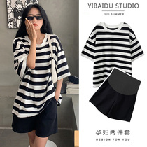 Pregnant women suit fashion new Korean version of summer short sleeve shorts casual sports large code red button belly two pieces set