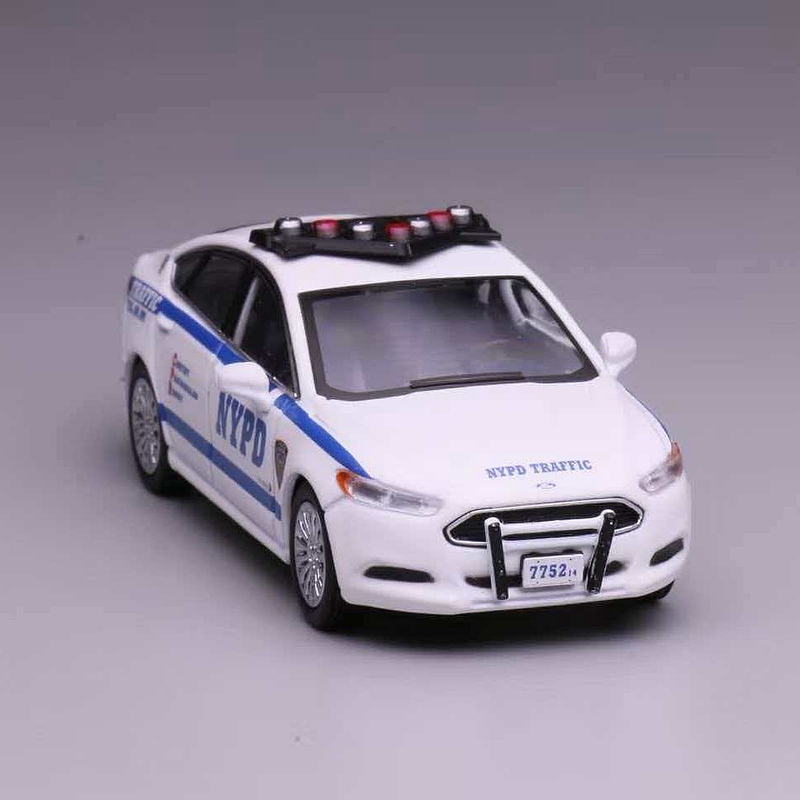 596 Is Suitable for 1:64 Scale American 2013 Mondeo New York Nypd Police Traffic Department Alloy Car Model 596 Is Suitable for 1:64 Scale American 2013 Mondeo New York Nypd Police Traffic Department Alloy Car Model