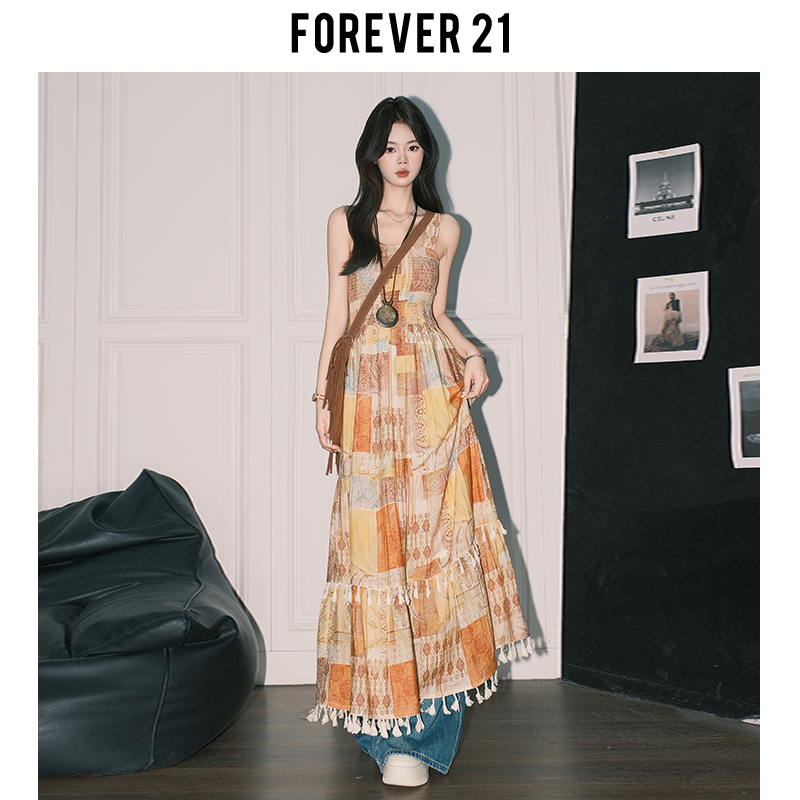 Forever21 Unique Resort-Style Spaghetti Strap Dress for Women 2026 Spring Waist-Cinching A-Line Layered Beach Maxi Dress