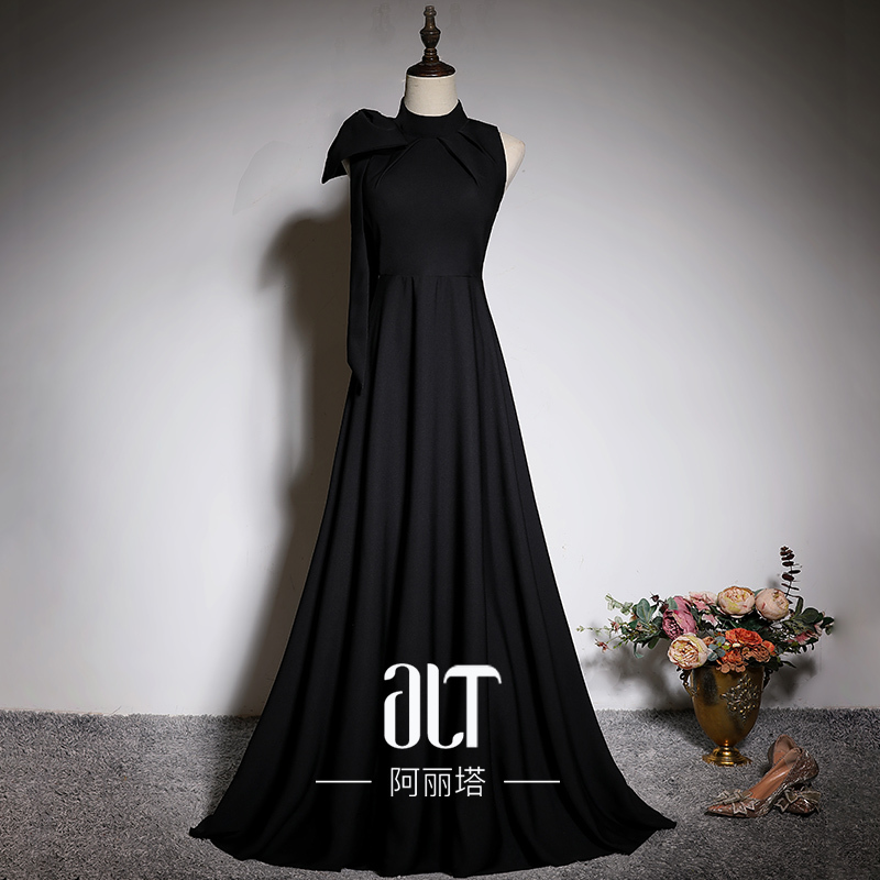 Black Gj Designer Evening Dress for Women, Elegant for Banquets, Suitable for Hosting, Light Luxury, Niche, High-End, 2025 New Model Dress