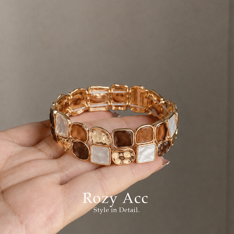Vintage Brown and White Contrast Color Enamel Elastic Bracelet for Women, Irregular Square Hammered Metal Niche Light Luxury Bracelet Vintage Brown and White Contrast Color Enamel Elastic Bracelet for Women, Irregular Square Hammered Metal Niche Light Luxury Bracelet