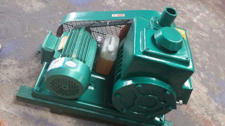 2X oil ring rotary pump resin defolding industry vacuum pump high vacuum compressor