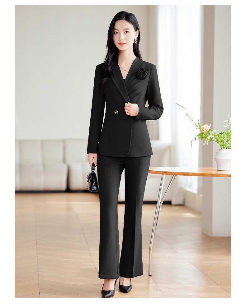 パンツセットアップ フラワーコサージュ付きダブルテーラードジャケットパンツセットアップ
