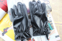 Touch screen couple pu gloves men winter padded outdoor windproof waterproof warm plus velvet riding motorcycle