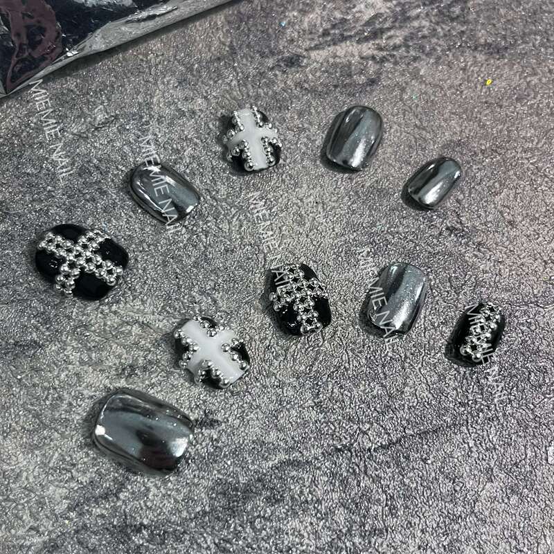 【Mie Mie】Purely Handmade Niche Black and Silver Cross Steel Beads Original Versatile Y2K Style Wearable Nail Art