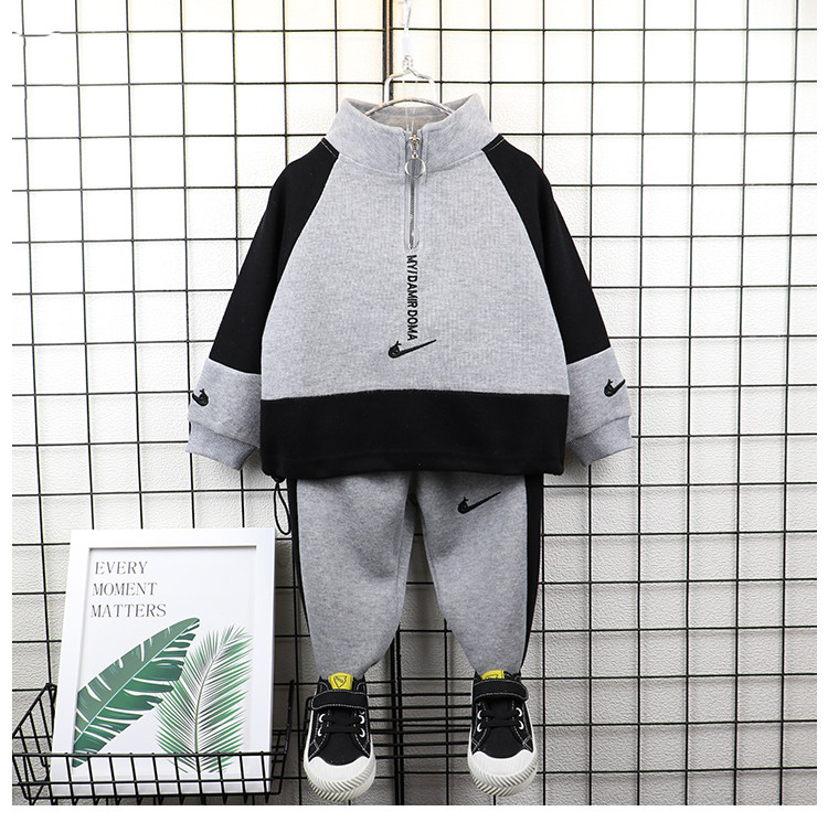 2022 new boys' autumn sports suits children's class clothes two-piece set net red middle and big children's sportswear sports leisure