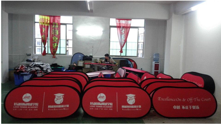 Football field billboard folding A word board Sports game A screen Basketball training Marathon baffle 5 meters knife flag