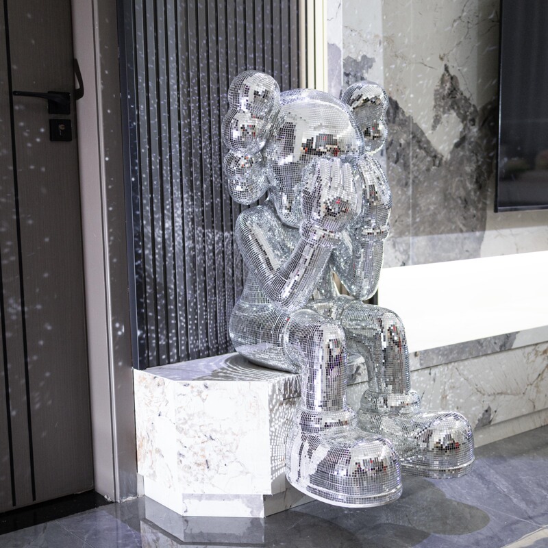 Tv Cabinet Sitting Posture Violent Bear with Sequins, Sparkling Glass, Kaws Decoration, Opening Gift